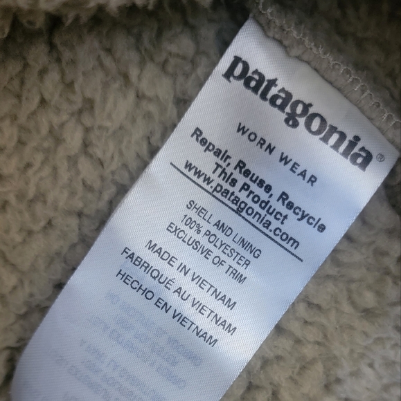 Patagonia 1/2 Zip Fuzzy Furry Jacket Size Medium - Picture 7 of 11